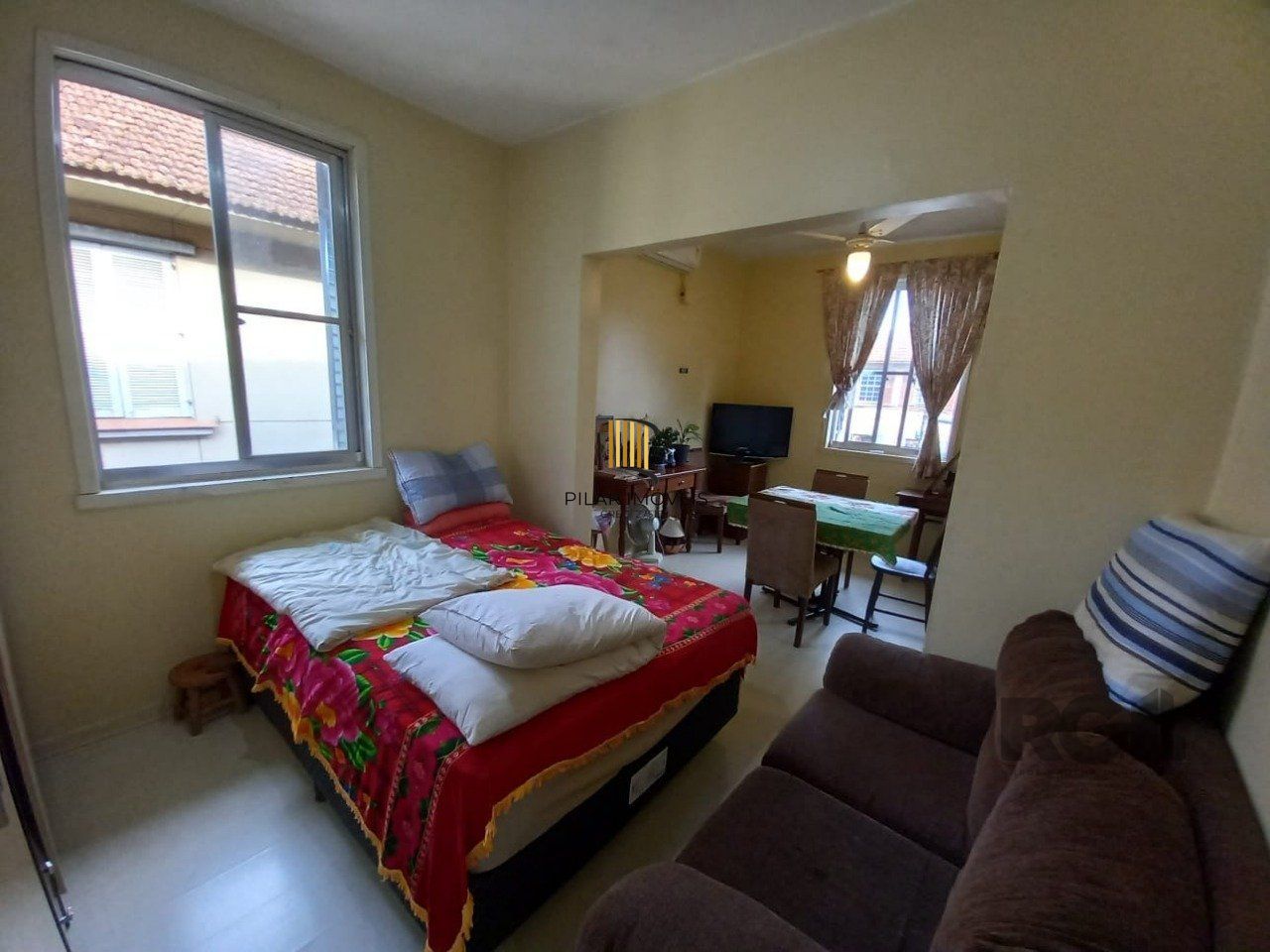 Apartamento 3 dormitórios com casa nos fundos