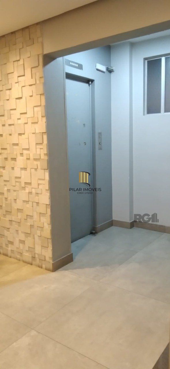 Apartamento 2 dormitórios com Dep. de Empregada