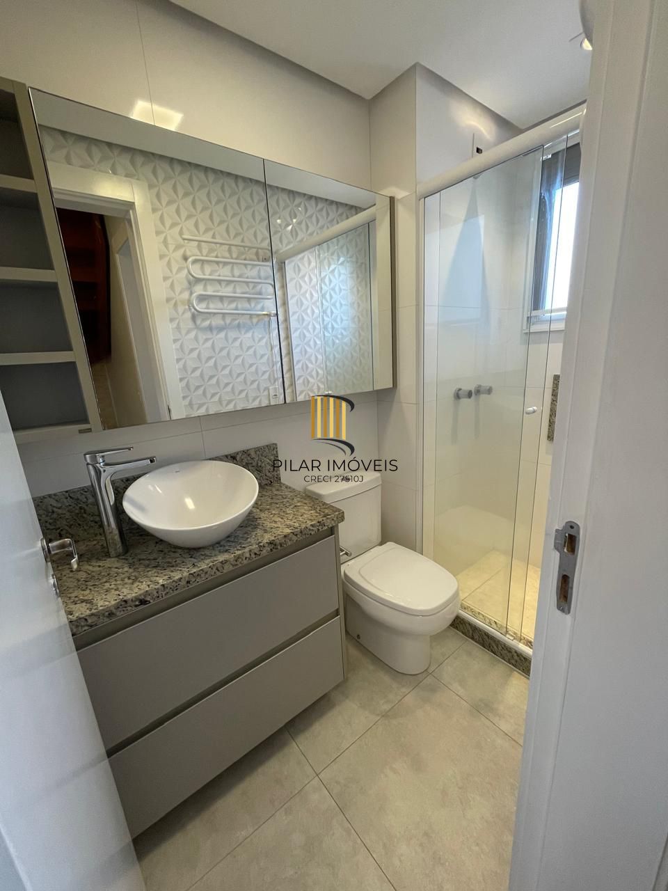 Casa de Condomínio 3 dormitórios no bairro Sarandi