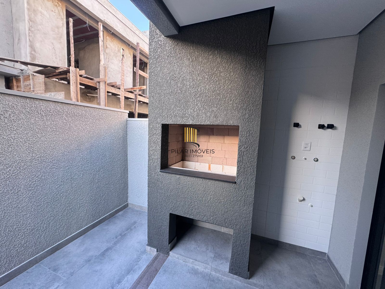 Casa de Condomínio 3 dormitórios no bairro Parque da Matriz