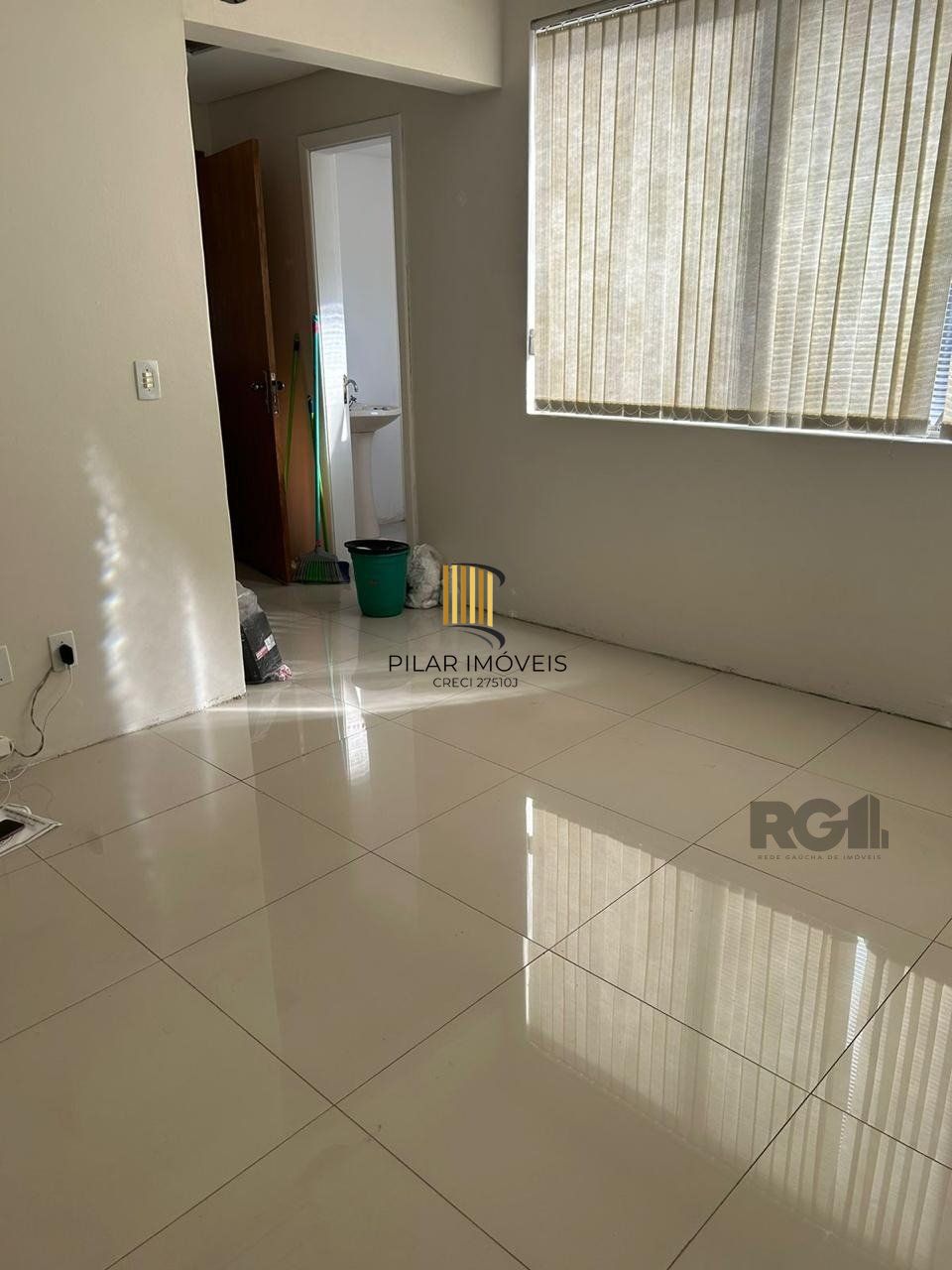 Conjunto/Sala Bairro Floresta