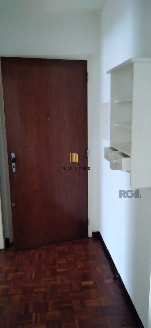 Apartamento 2 dormitórios com Dep. de Empregada