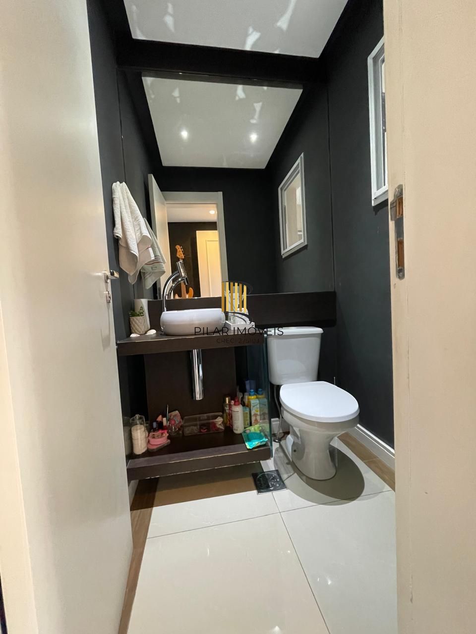 Casa de Condomínio 3 dormitórios no bairro Sarandi