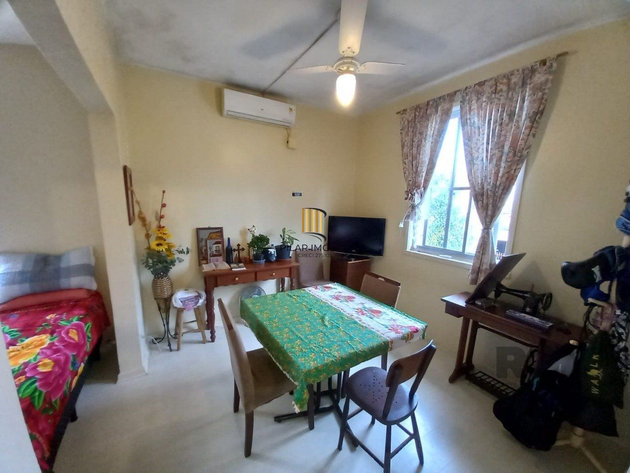 Apartamento 3 dormitórios com casa nos fundos