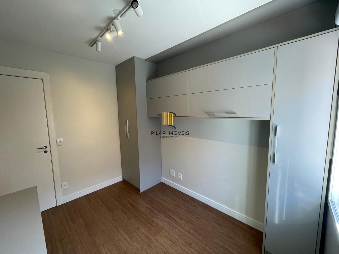 Casa de Condomínio 3 dormitórios no bairro Sarandi