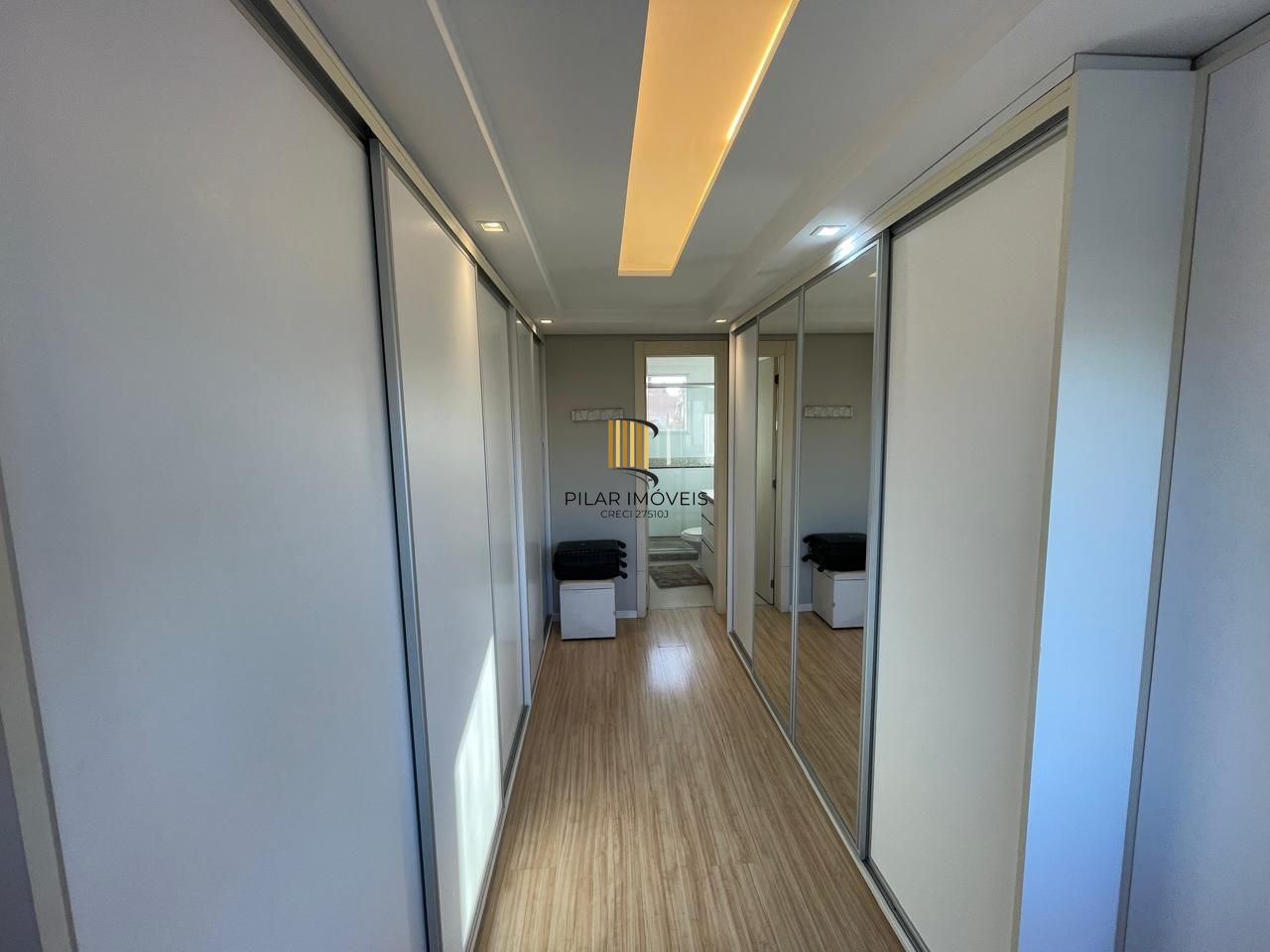 Casa de Condomínio 3 dormitórios no bairro Sarandi