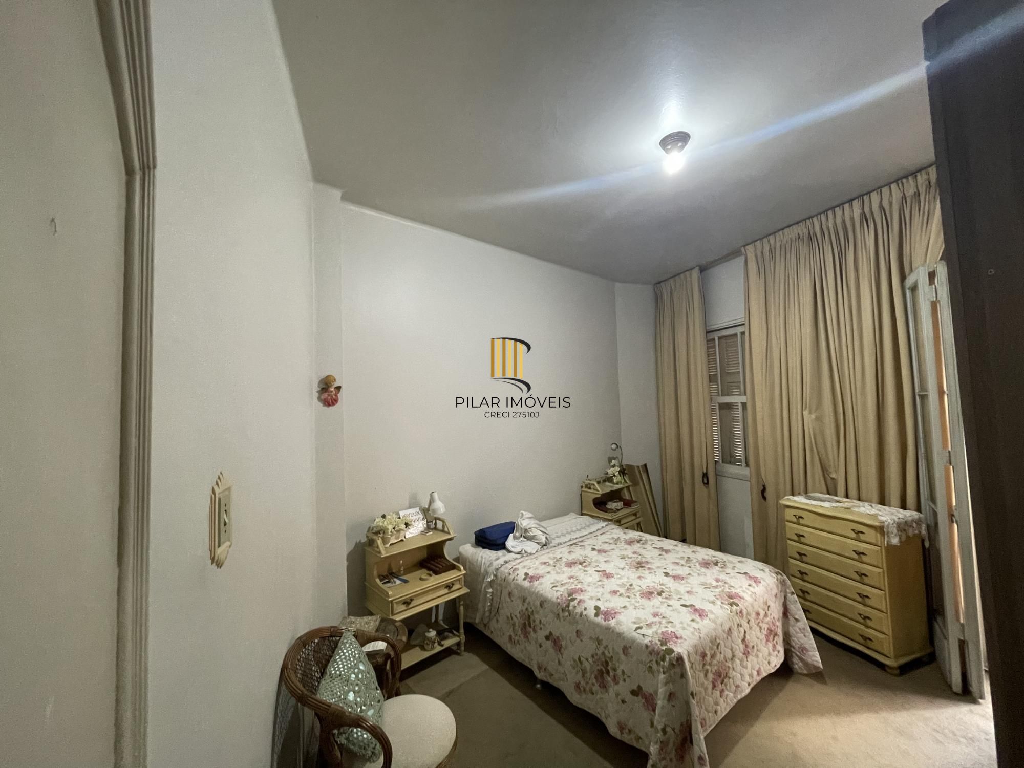 Apartamento 2 dormitórios no bairro Floresta