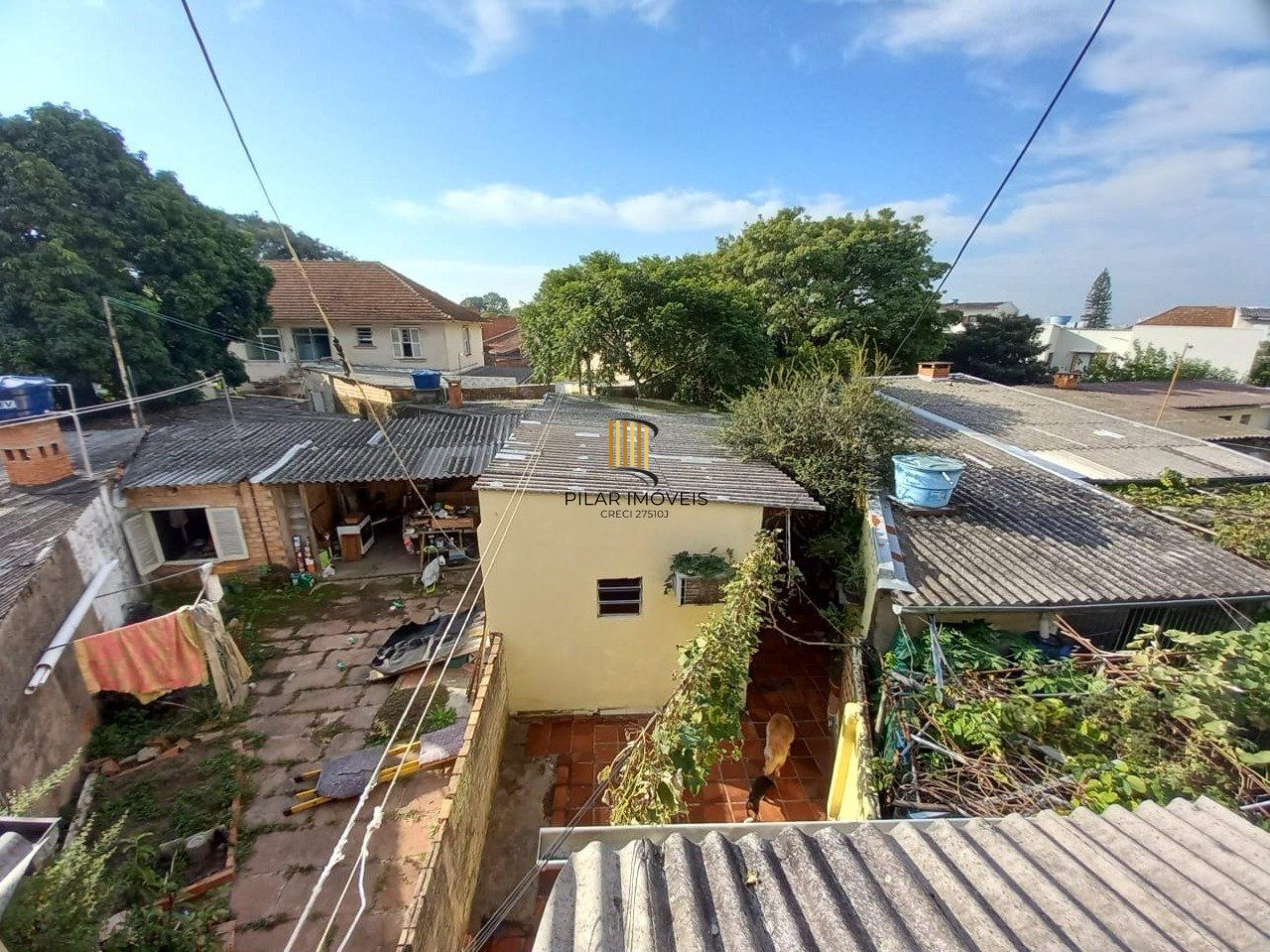 Apartamento 3 dormitórios com casa nos fundos