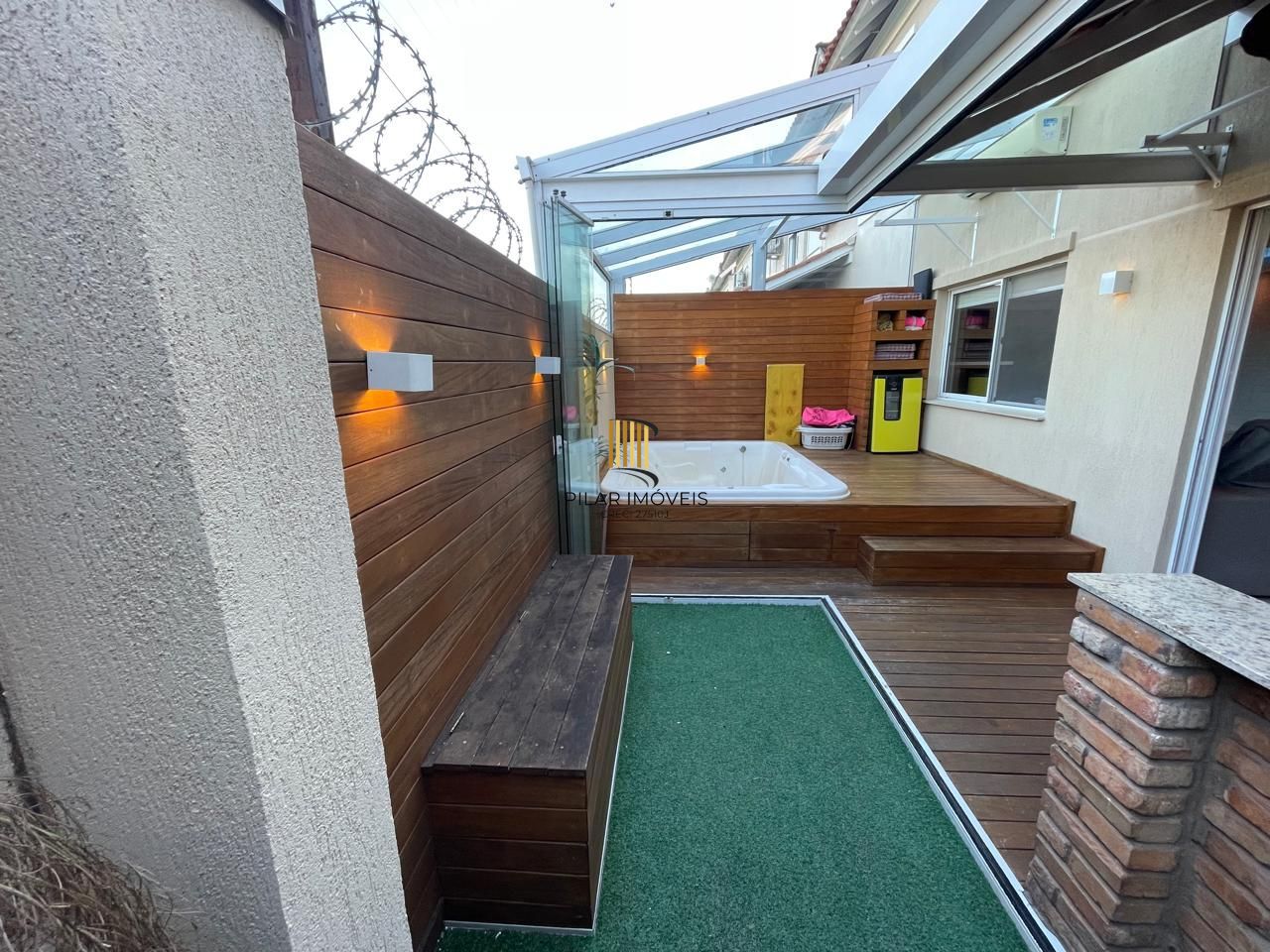 Casa de Condomínio 3 dormitórios no bairro Sarandi