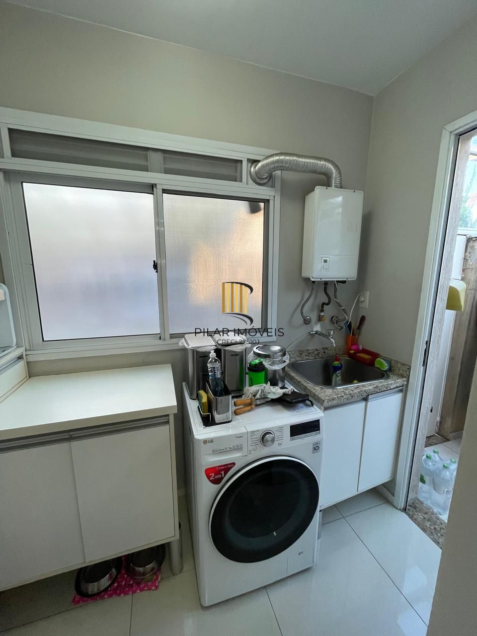 Casa de Condomínio 3 dormitórios no bairro Sarandi