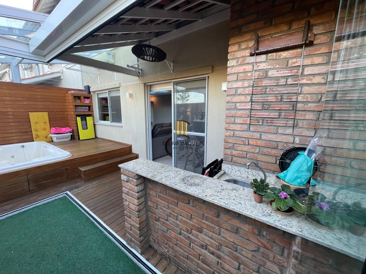 Casa de Condomínio 3 dormitórios no bairro Sarandi