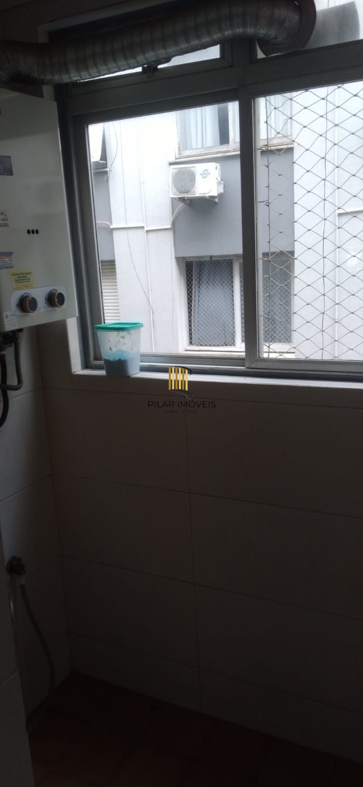 Apartamento 2 dormitórios com Dep. de Empregada