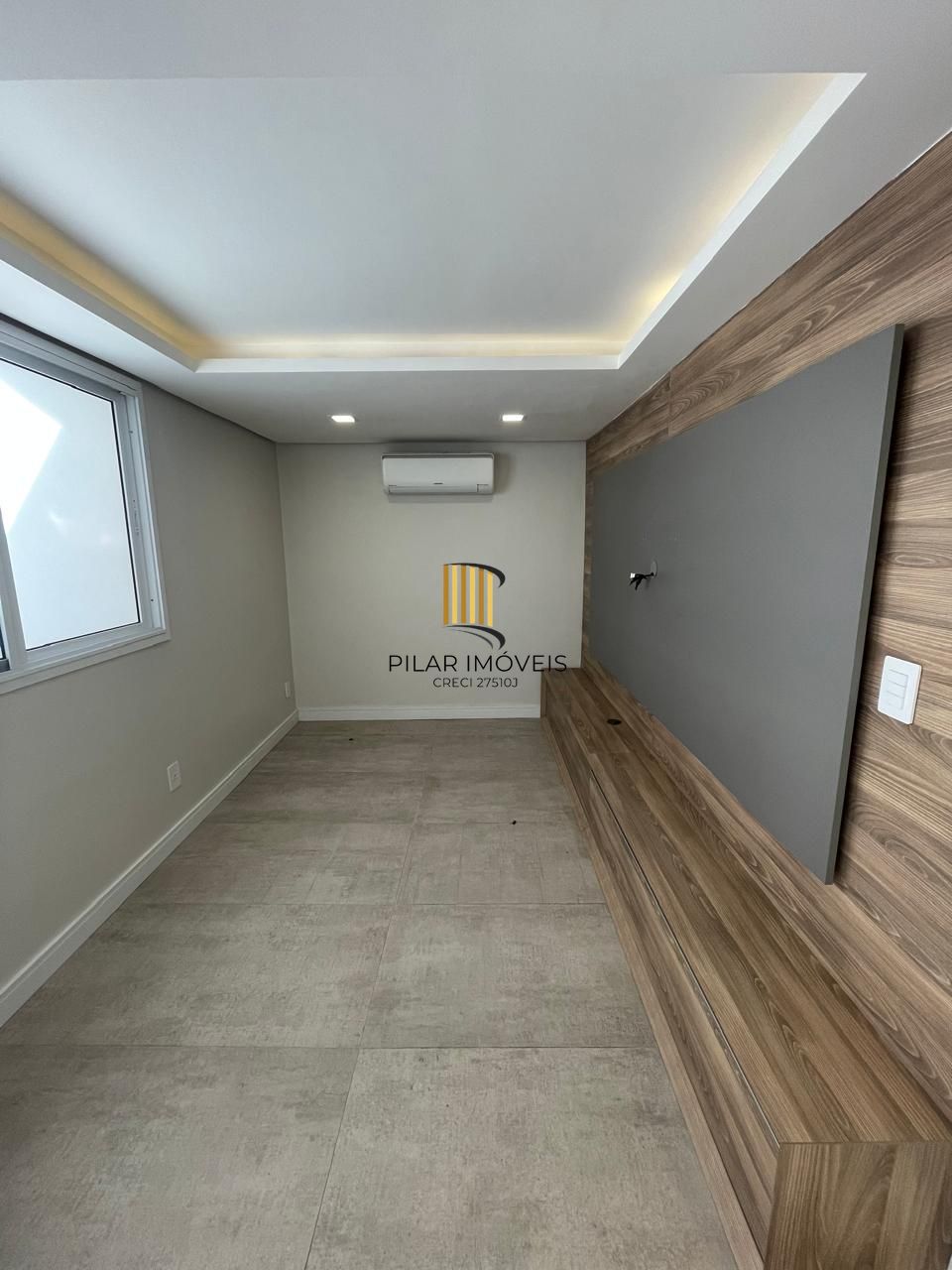 Casa de Condomínio 3 dormitórios no bairro Sarandi