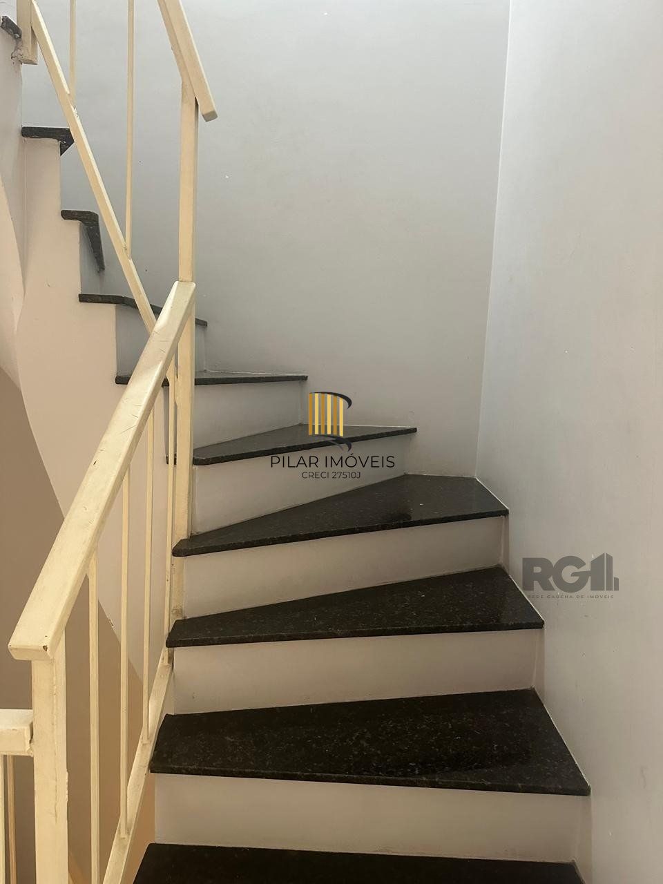 Casa condominio para Venda - 157m², 3 dormitórios, sendo 1 suites, 2 vagas - Sarandi