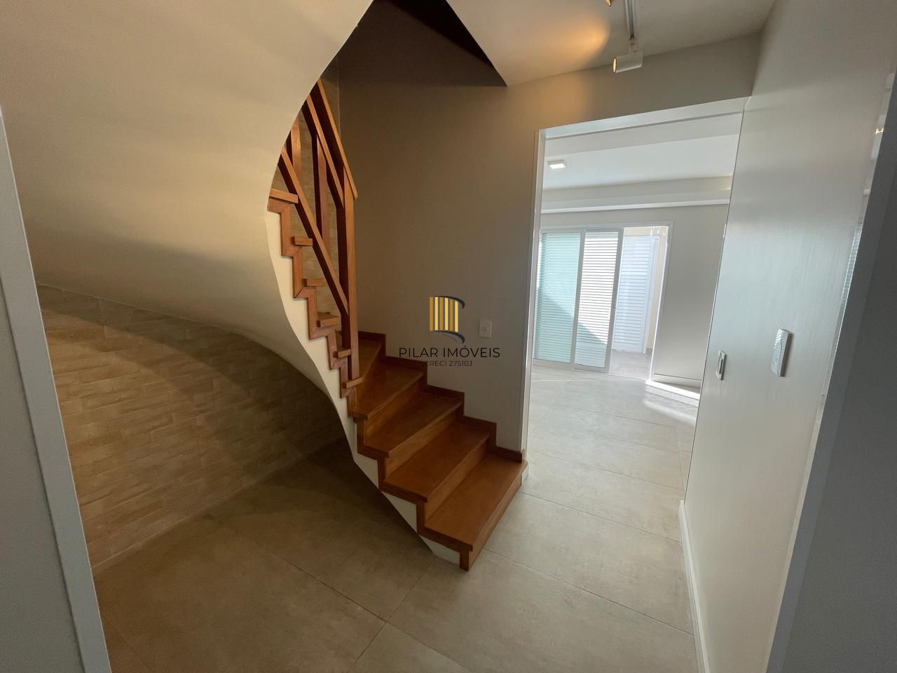 Casa de Condomínio 3 dormitórios no bairro Sarandi