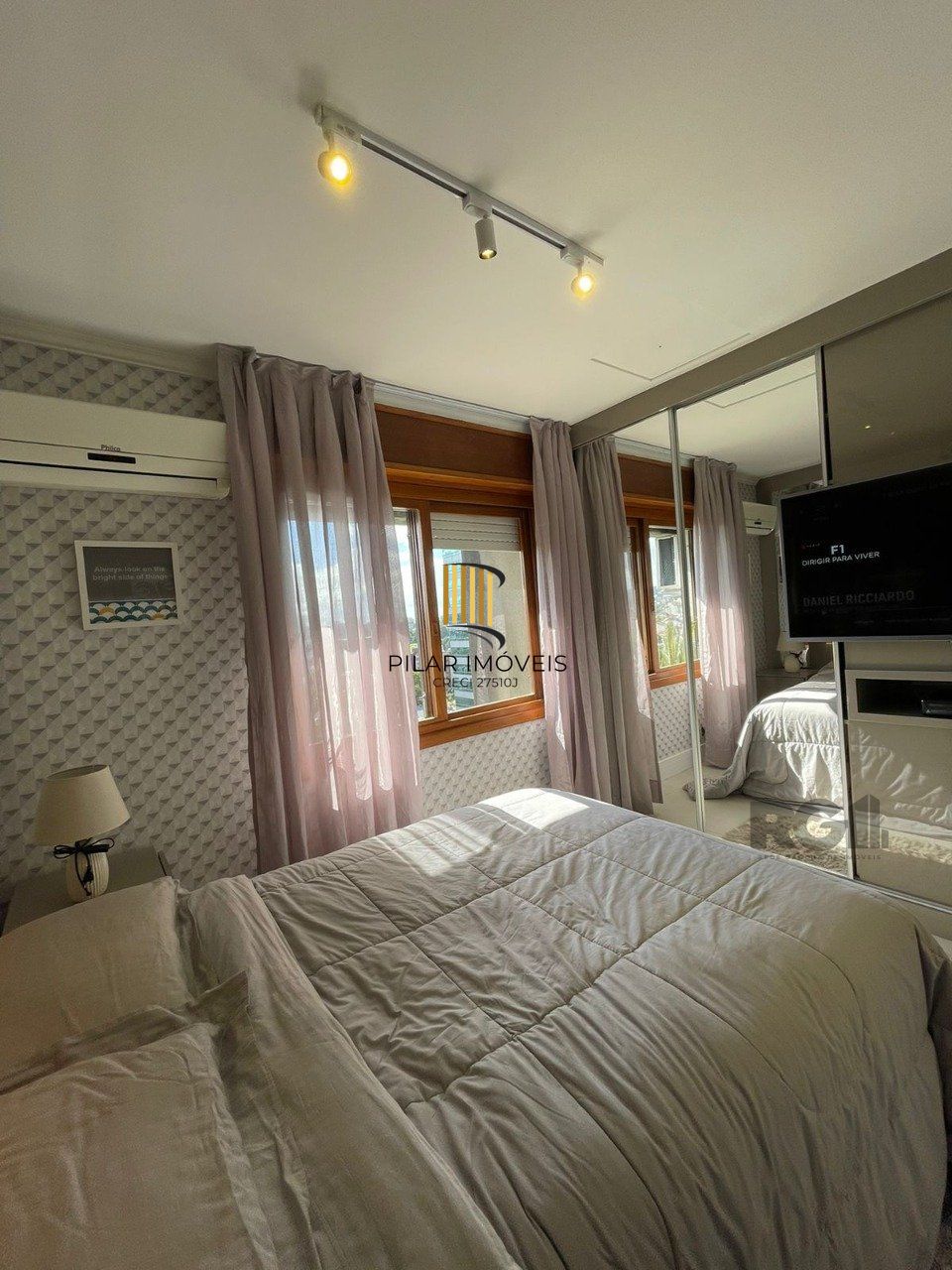 Cobertura 3 Dormitório(s) Bairro Chácara das Pedras