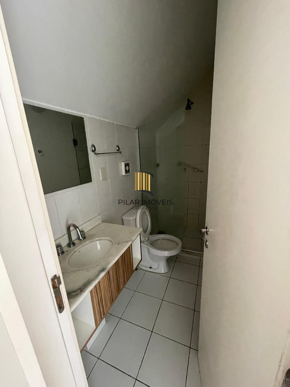 Casa condominio para Venda - 157m², 3 dormitórios, sendo 1 suites, 2 vagas - Sarandi