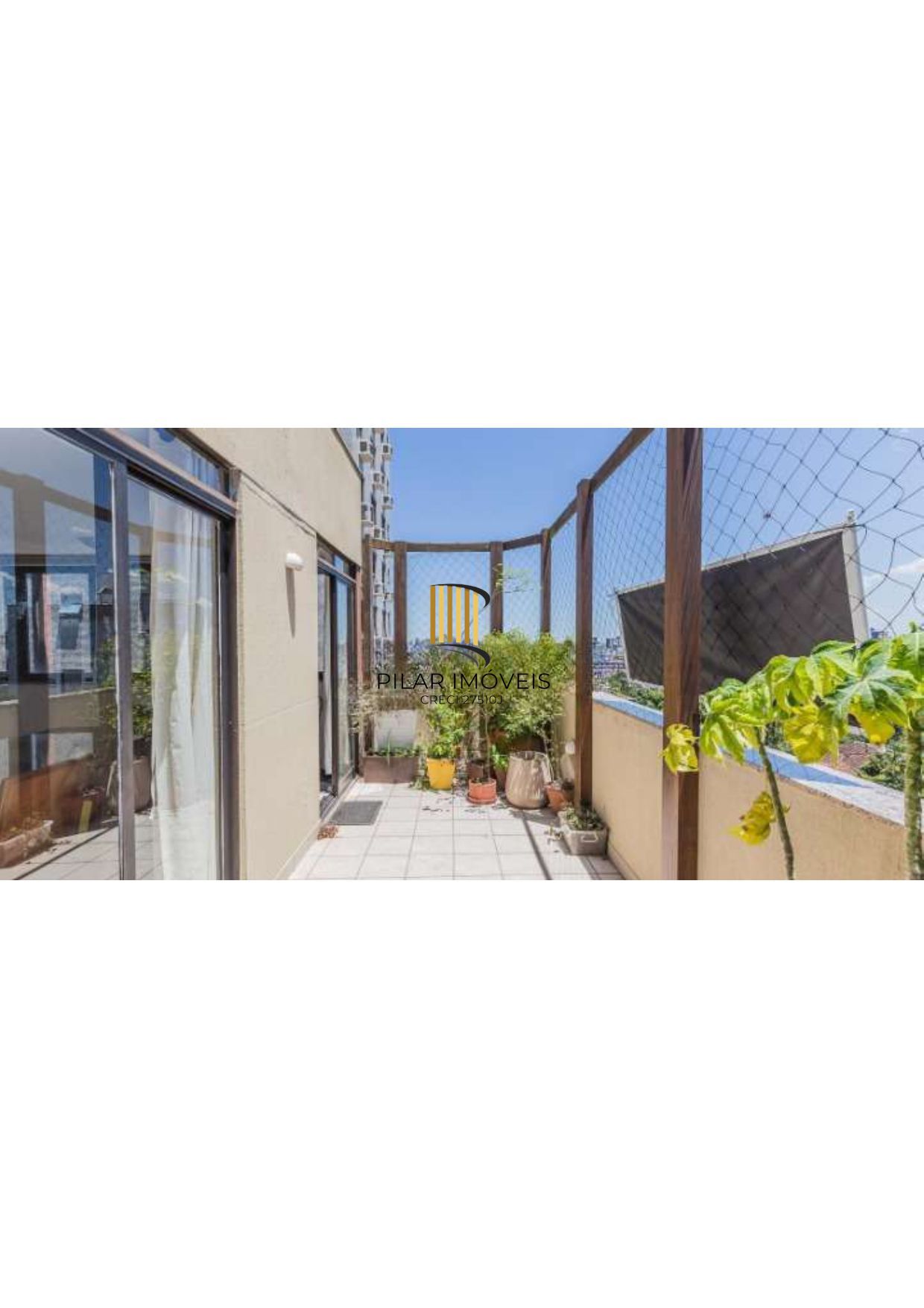 Cobertura duplex nos altos do Rio Branco.