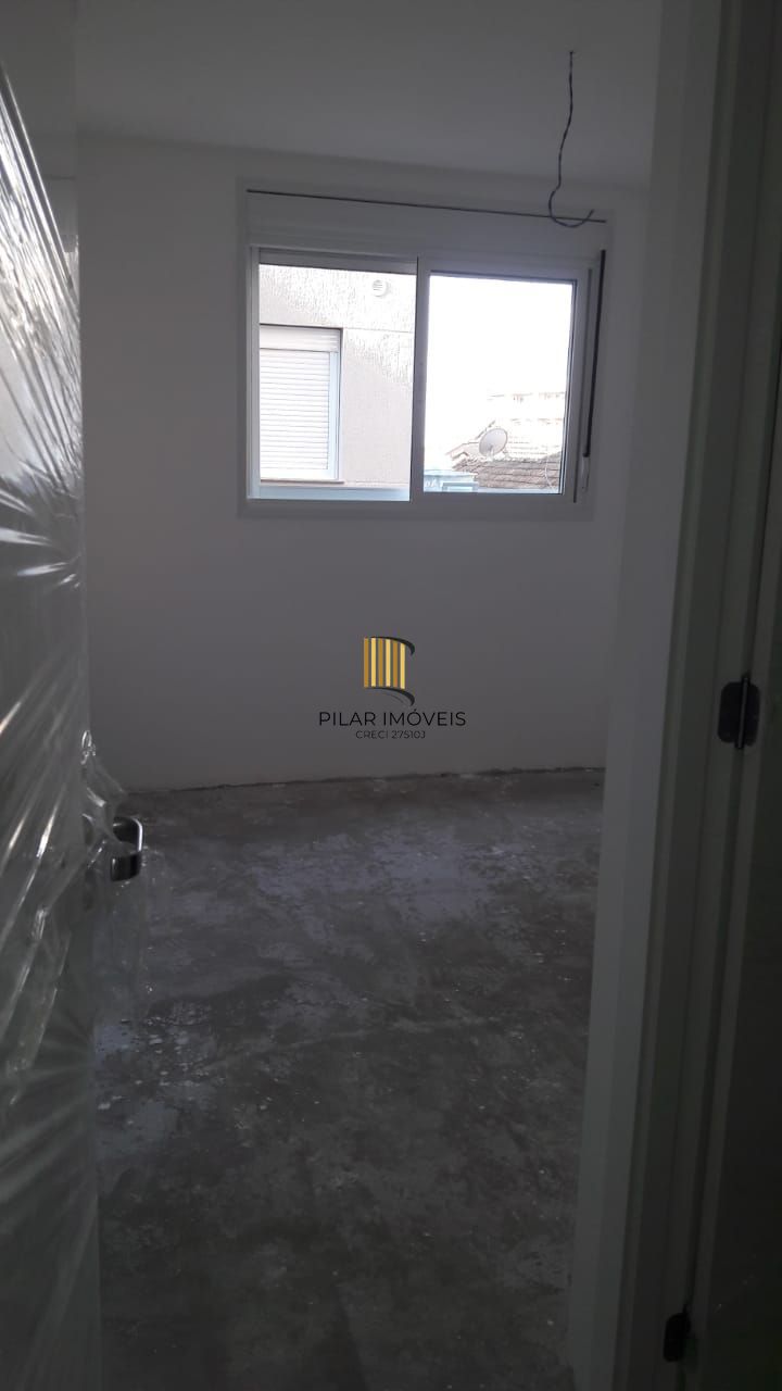 Apartamento à Venda no Bairro Floresta, Porto Alegre, RS