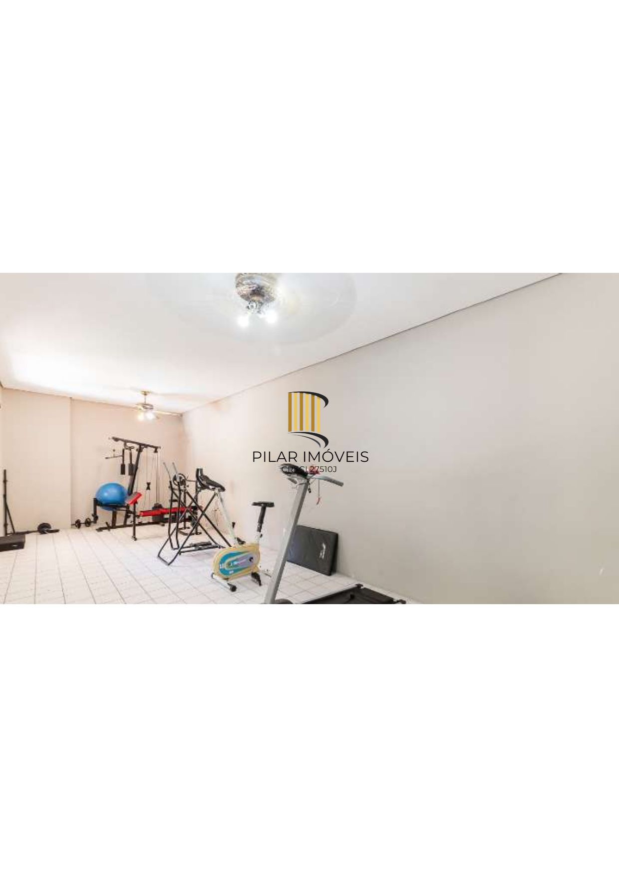 Cobertura duplex desocupada próximo a academia Bodytech.