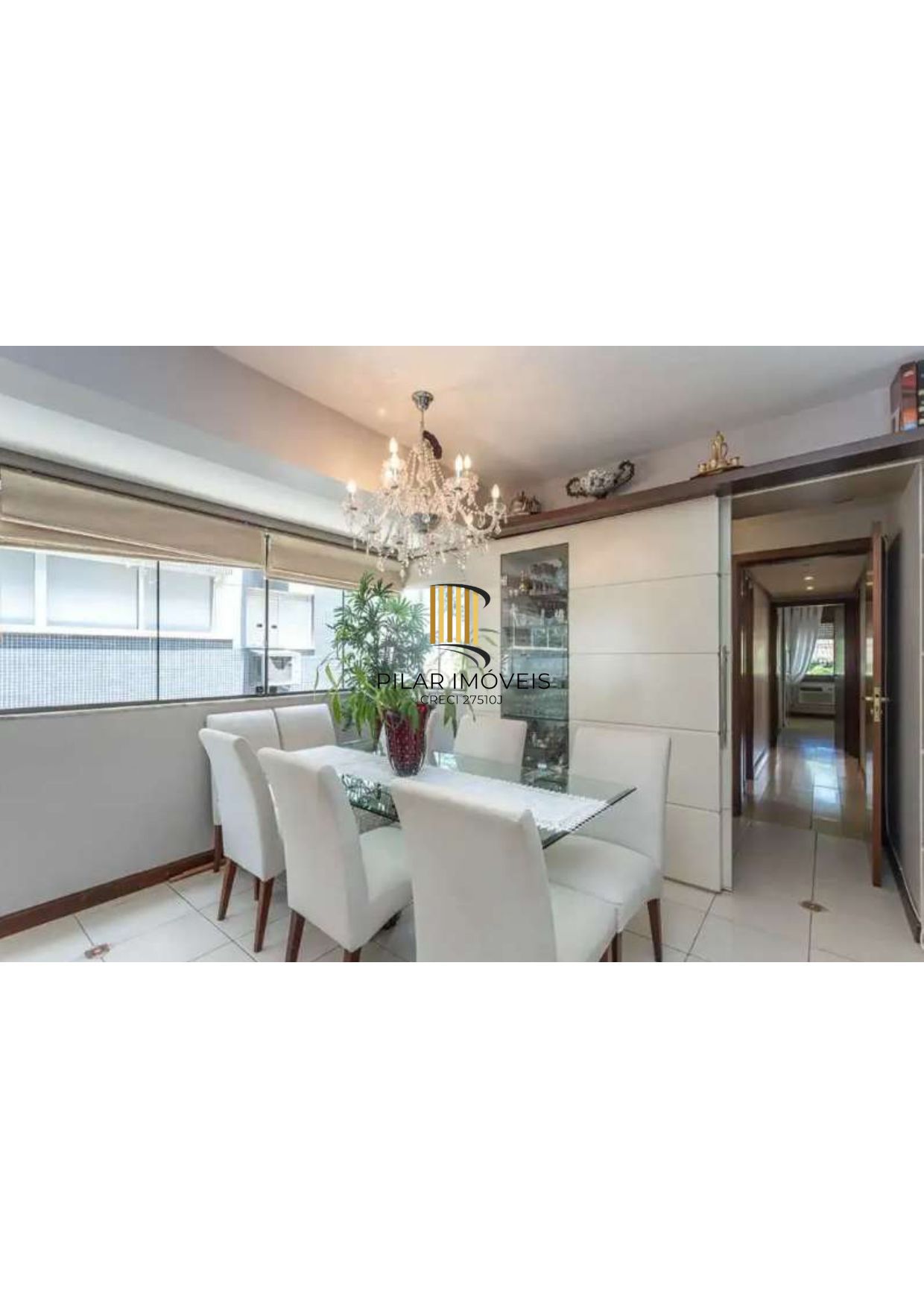 Semi mobiliado , 3 dormitórios ( 1 suite com closet), banho social e auxiliar no bairro Rio Branco.