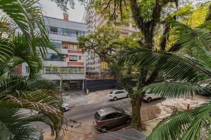 Apartamento Duplex com 3 dormitórios, churrasqueira, pátio no bairro Bom Fim!