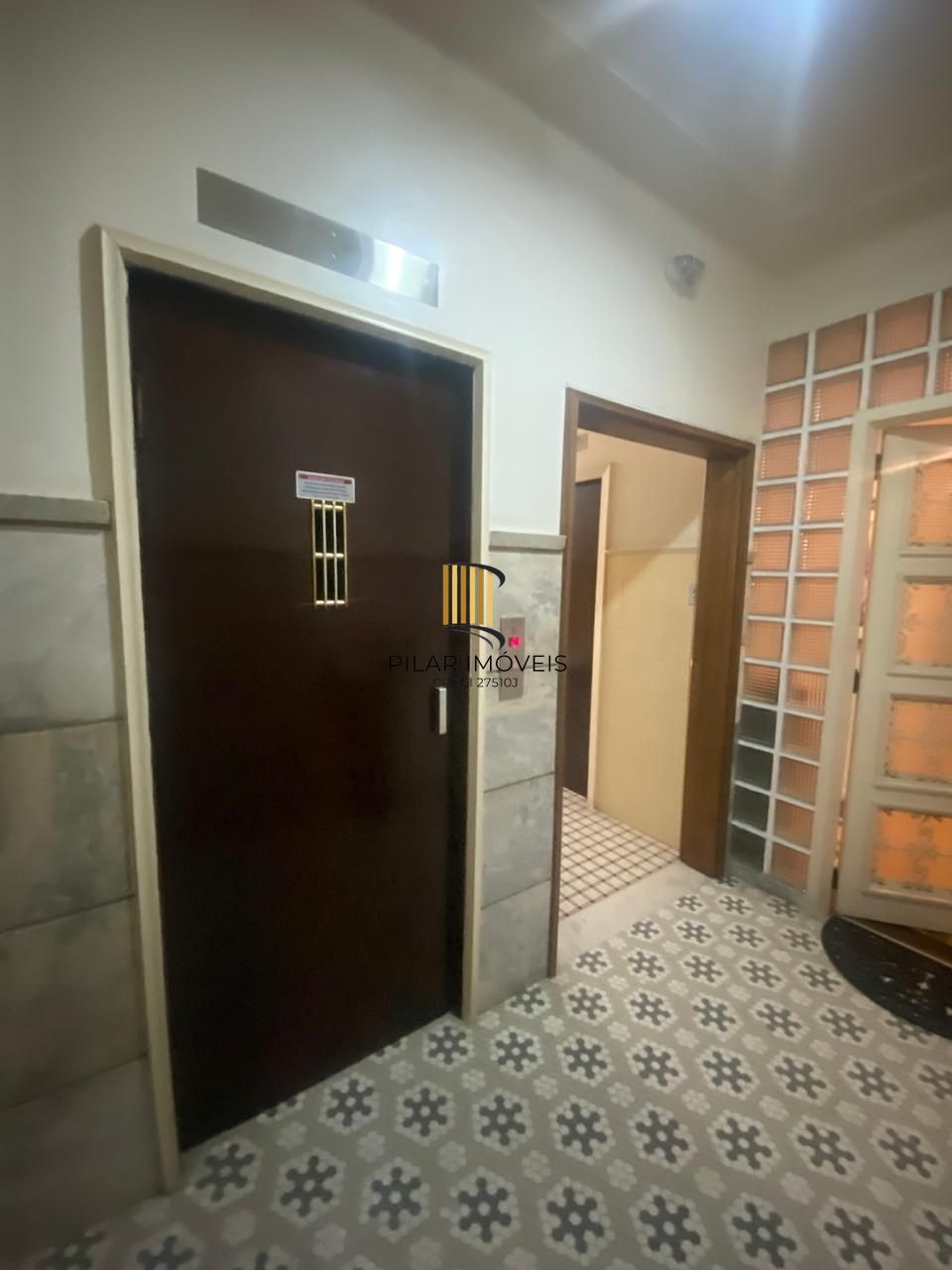 Apartamento de 3 dormitórios com 208m2 privativos em frente ao colégio Bom Conselho.