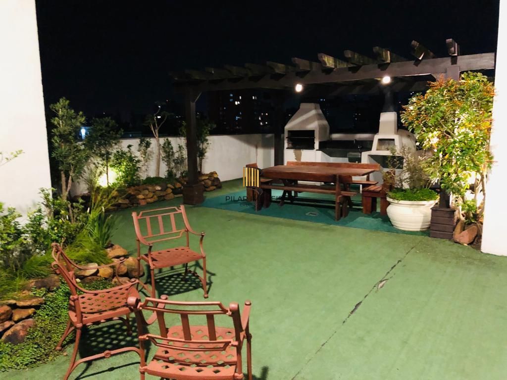 Apartamento 2 dormitórios, 2 vagas, elevado Centro Histórico