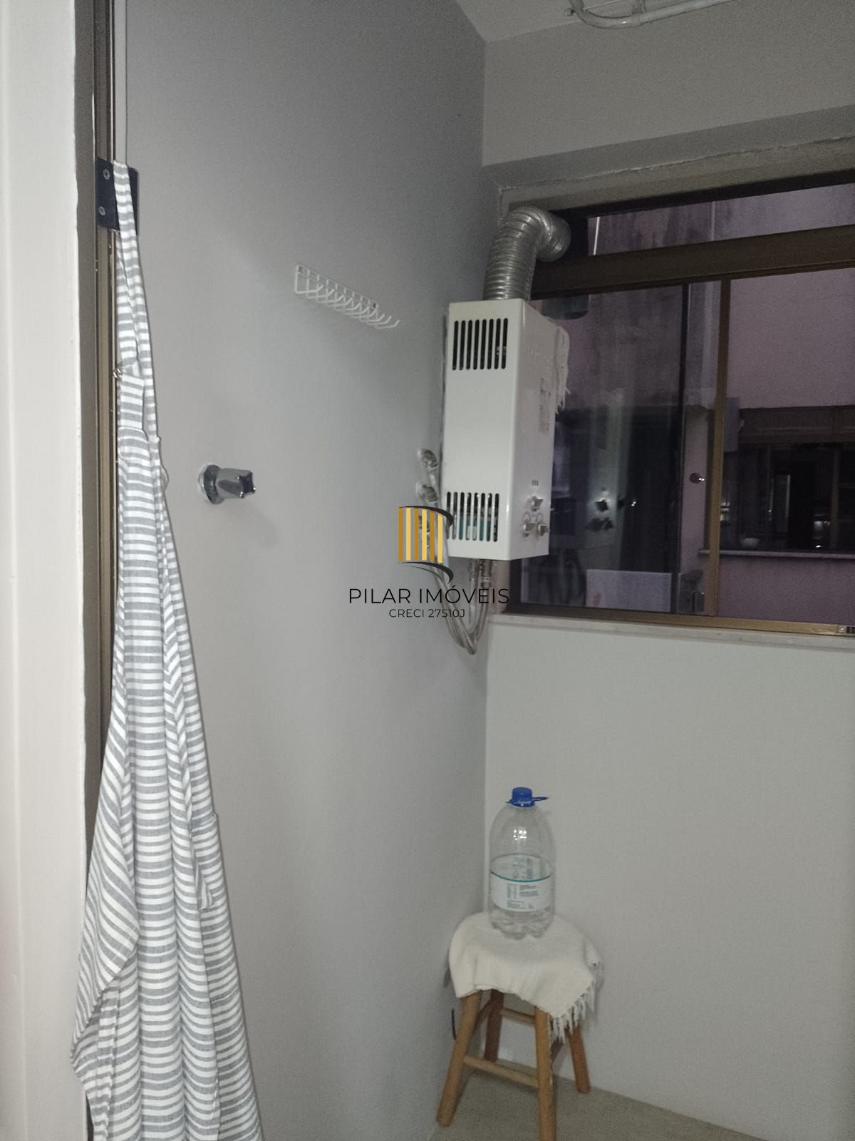 Apartamento 2 dormitórios com vaga no Rio Branco