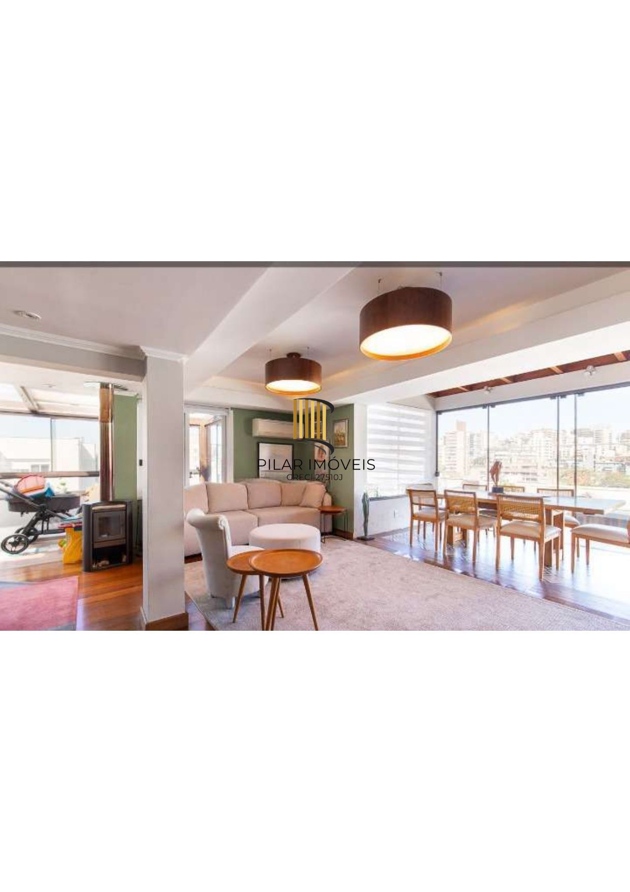 Cobertura duplex a venda no bairro mais charmoso, de Porto Alegre.