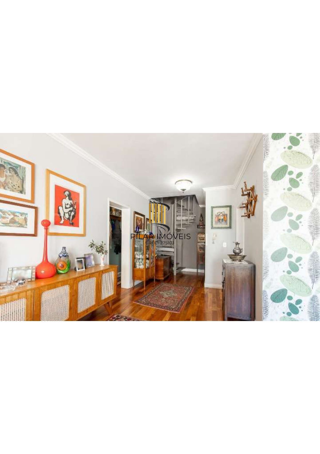 Cobertura duplex a venda no bairro mais charmoso, de Porto Alegre.