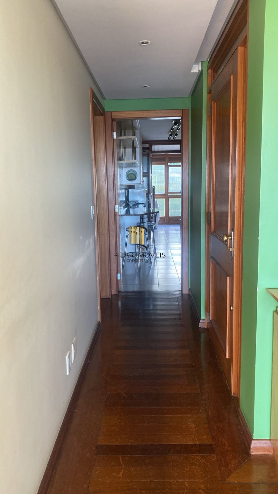 Impecável apartamento mobiliado.