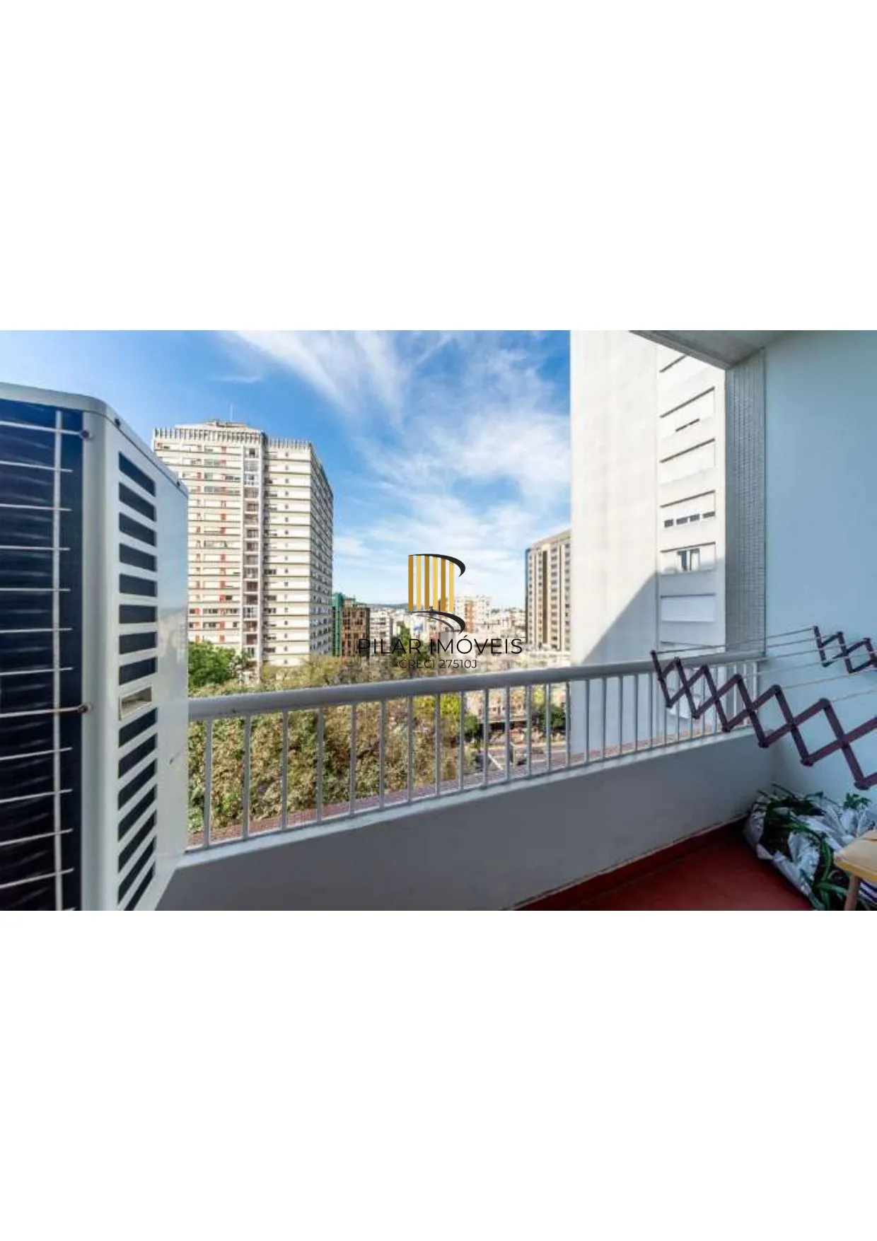 SEMI MOBILIADO, 3 DORMITÓRIOS BAIRRO INDEPENDÊNCIA AO LADO DO HOSPITAL MOINHOS DE VENTO. VISTA PANORÂMICA ESPETACULAR