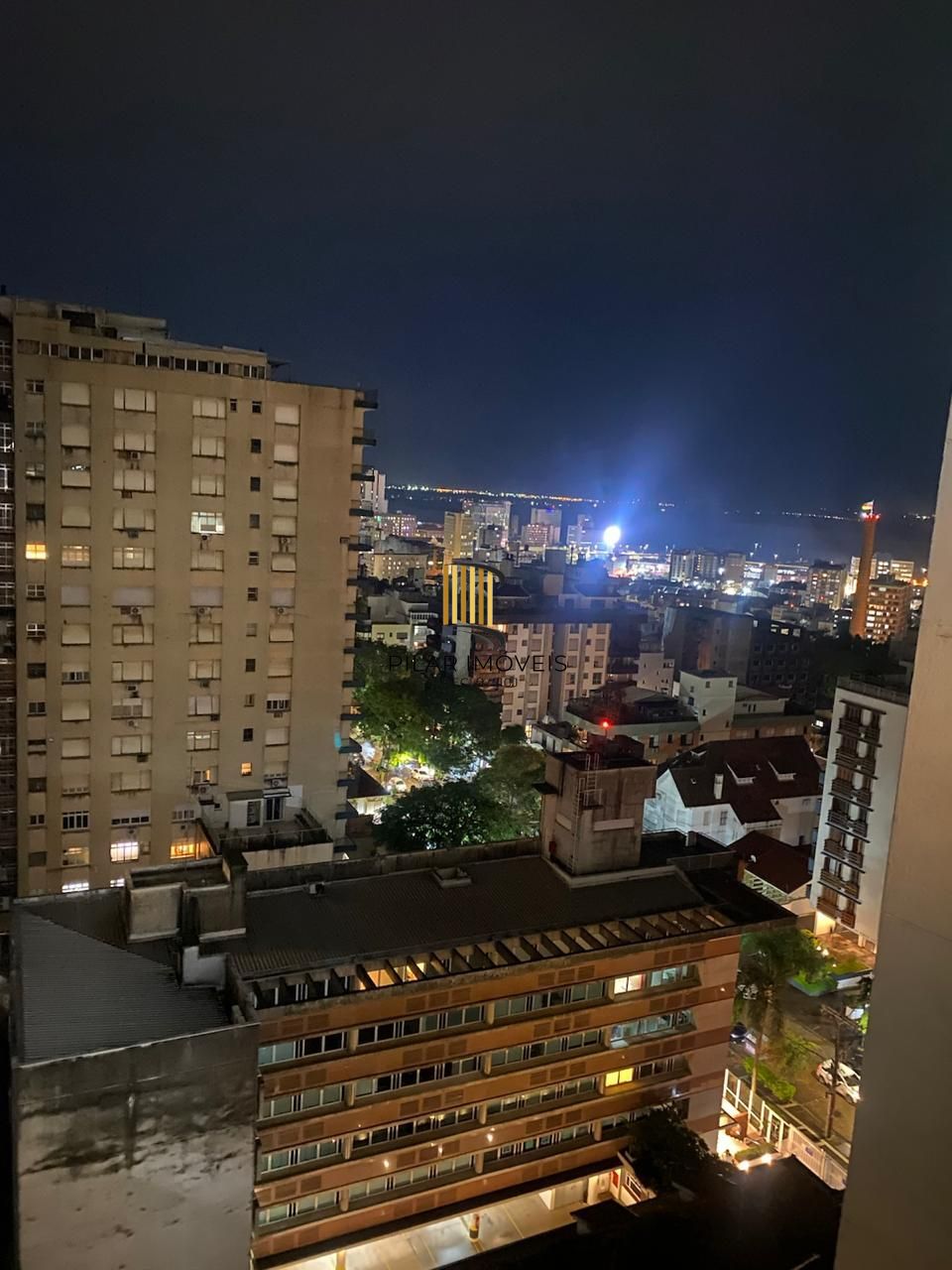 Vista cinematográfica de 180 graus. Impecável