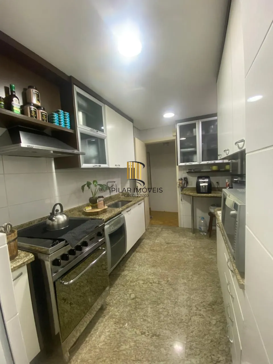 Apartamento a venda 4 dormitórios, bairro Independência