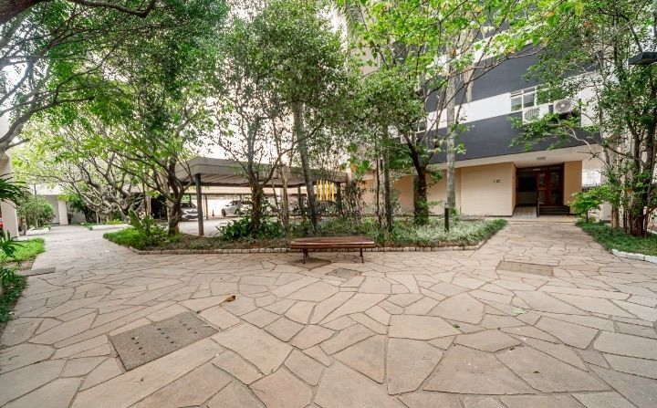 Apartamento à venda 2 dormitórios 1 suíte bairro Mont Serrat