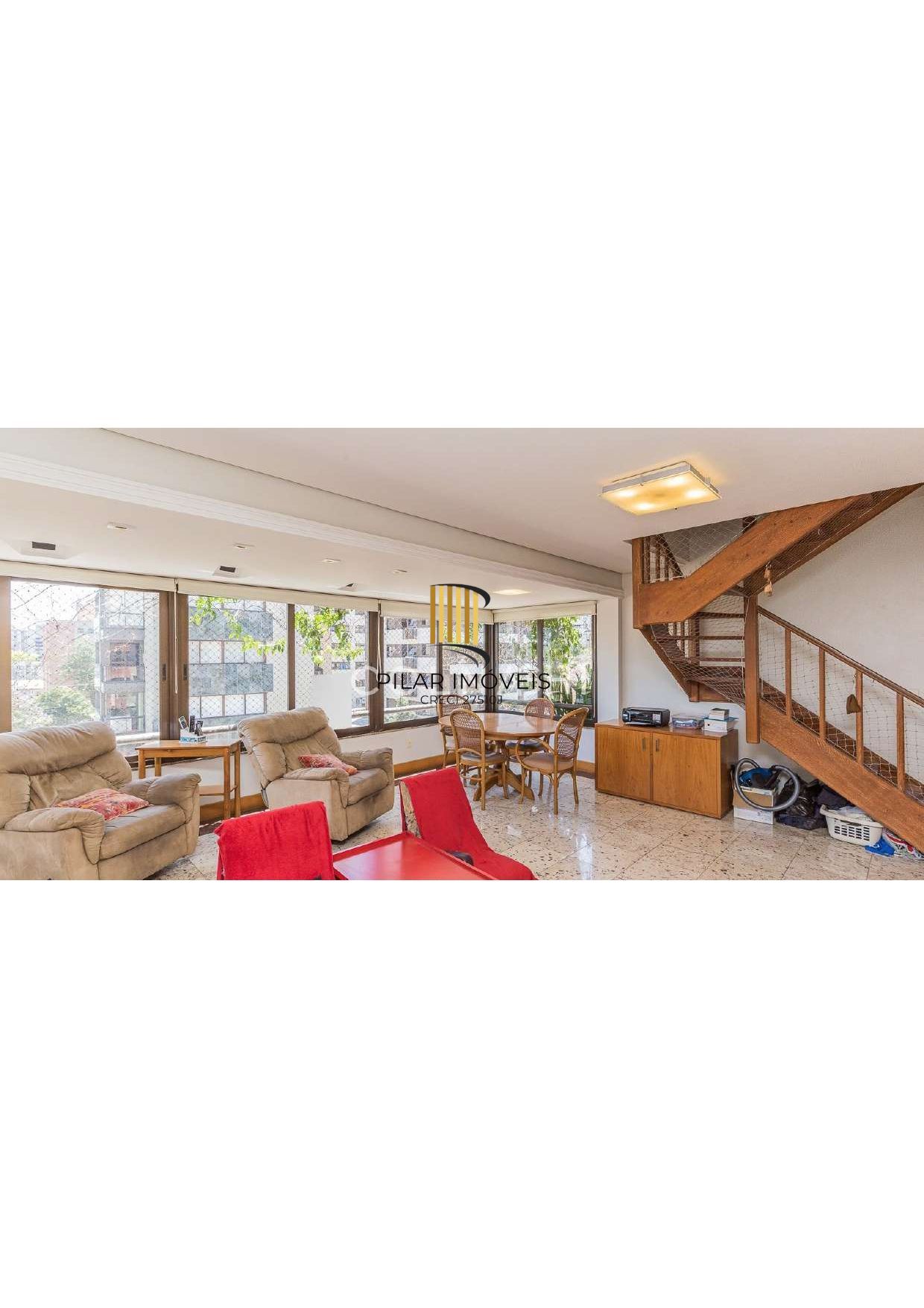 Cobertura duplex nos altos do Rio Branco.