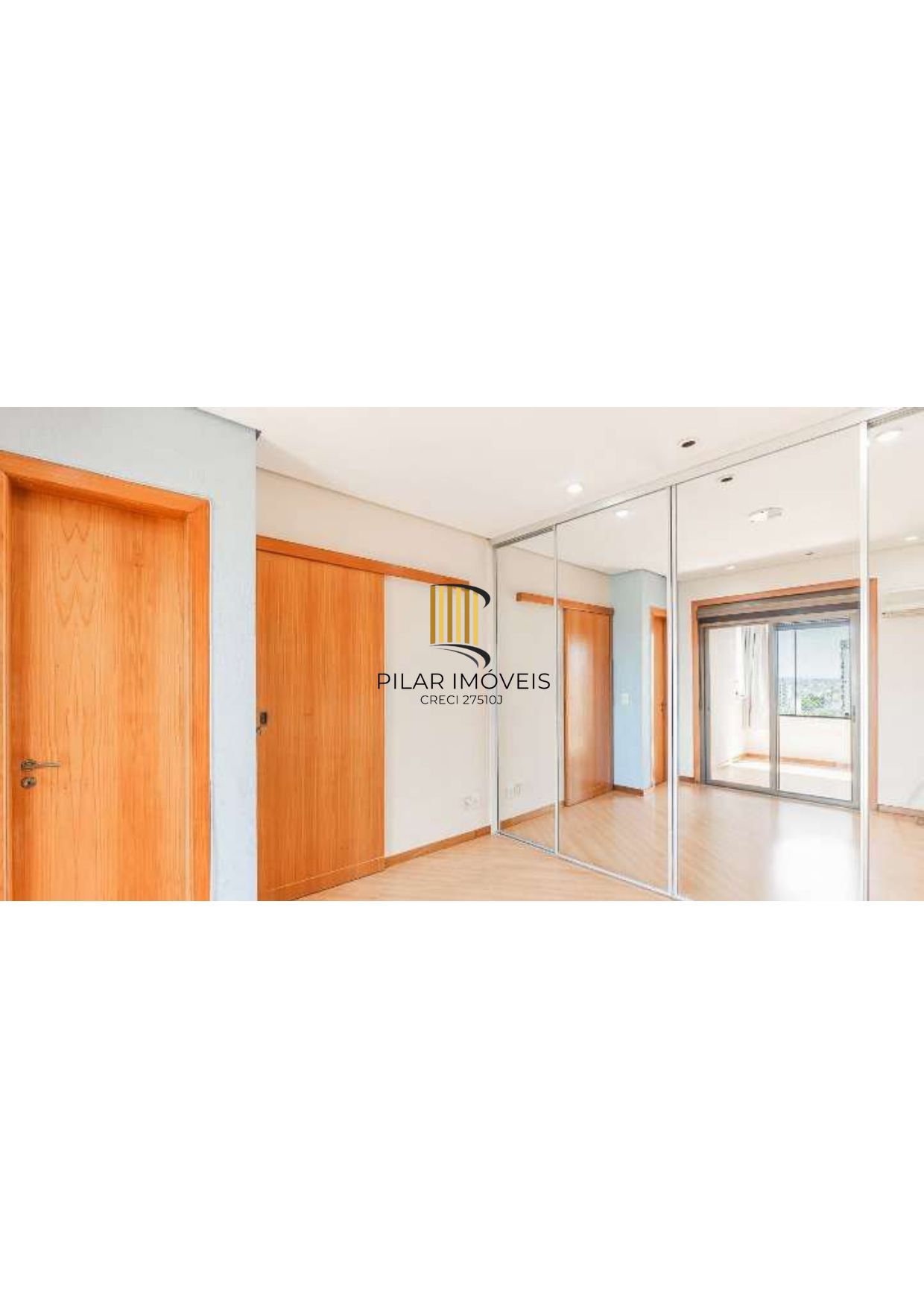 Cobertura duplex desocupada próximo a academia Bodytech.