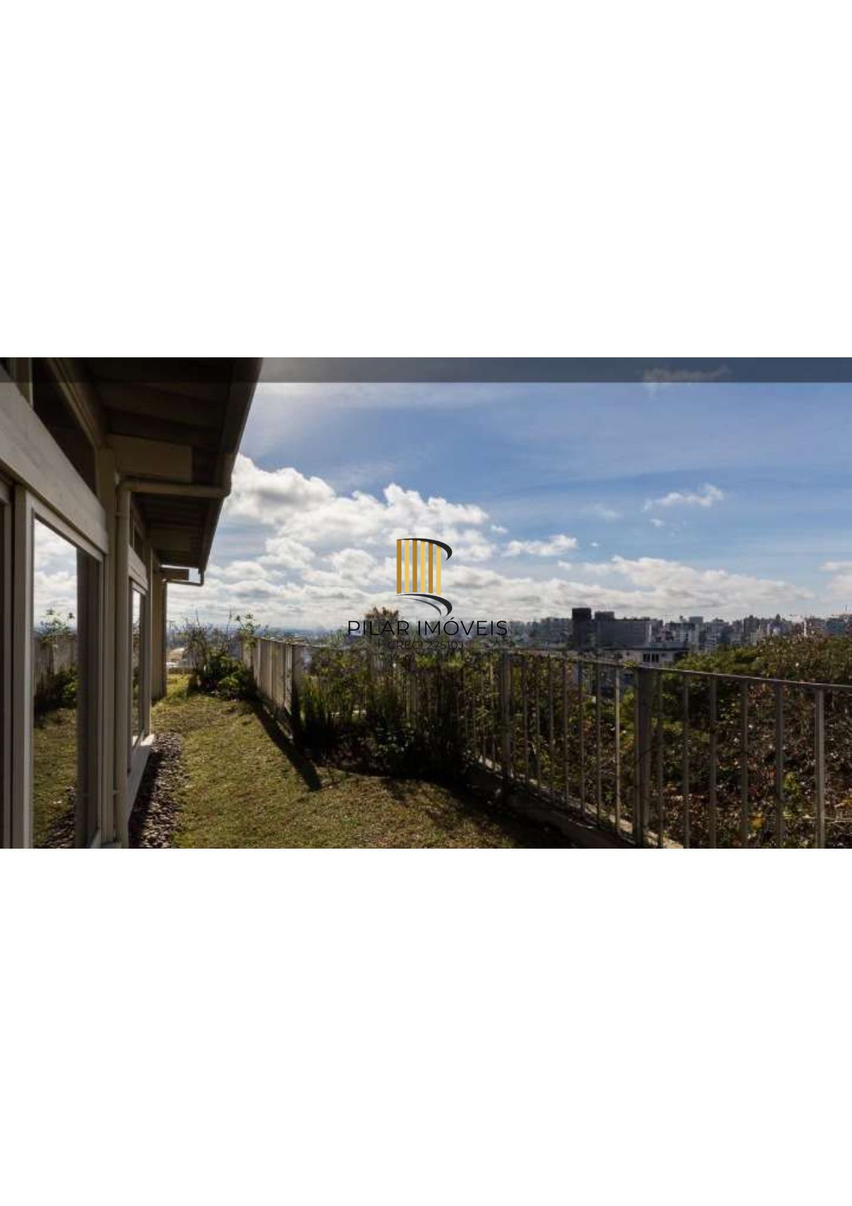 Espaçosa cobertura na rua mais charmosa do bairro Moinhos de Vento.