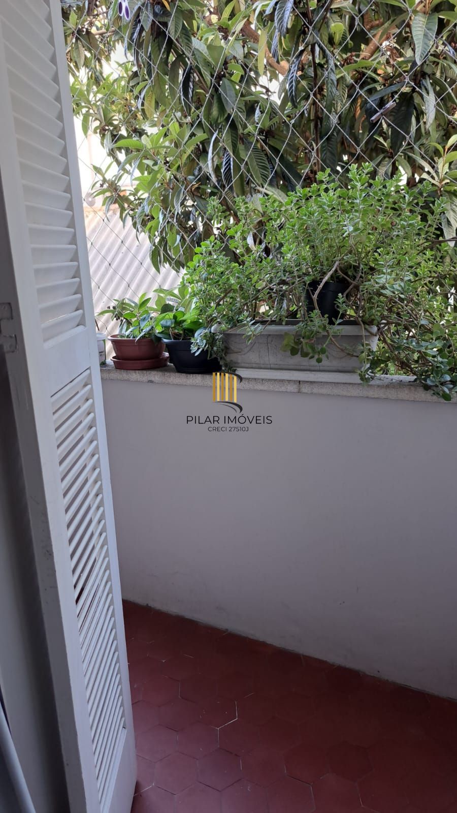 2 dormitórios com elevador e vaga escriturada no Rio Branco