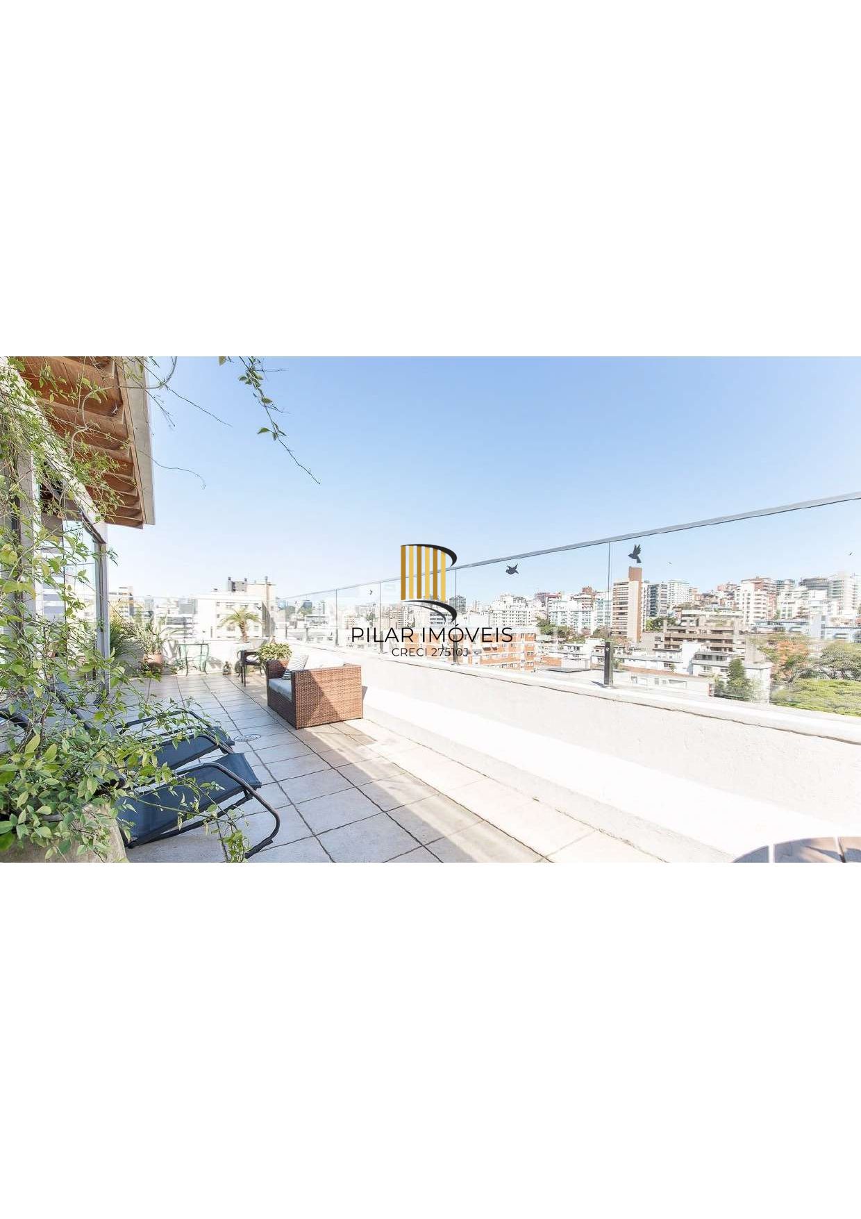 Cobertura duplex a venda no bairro mais charmoso, de Porto Alegre.