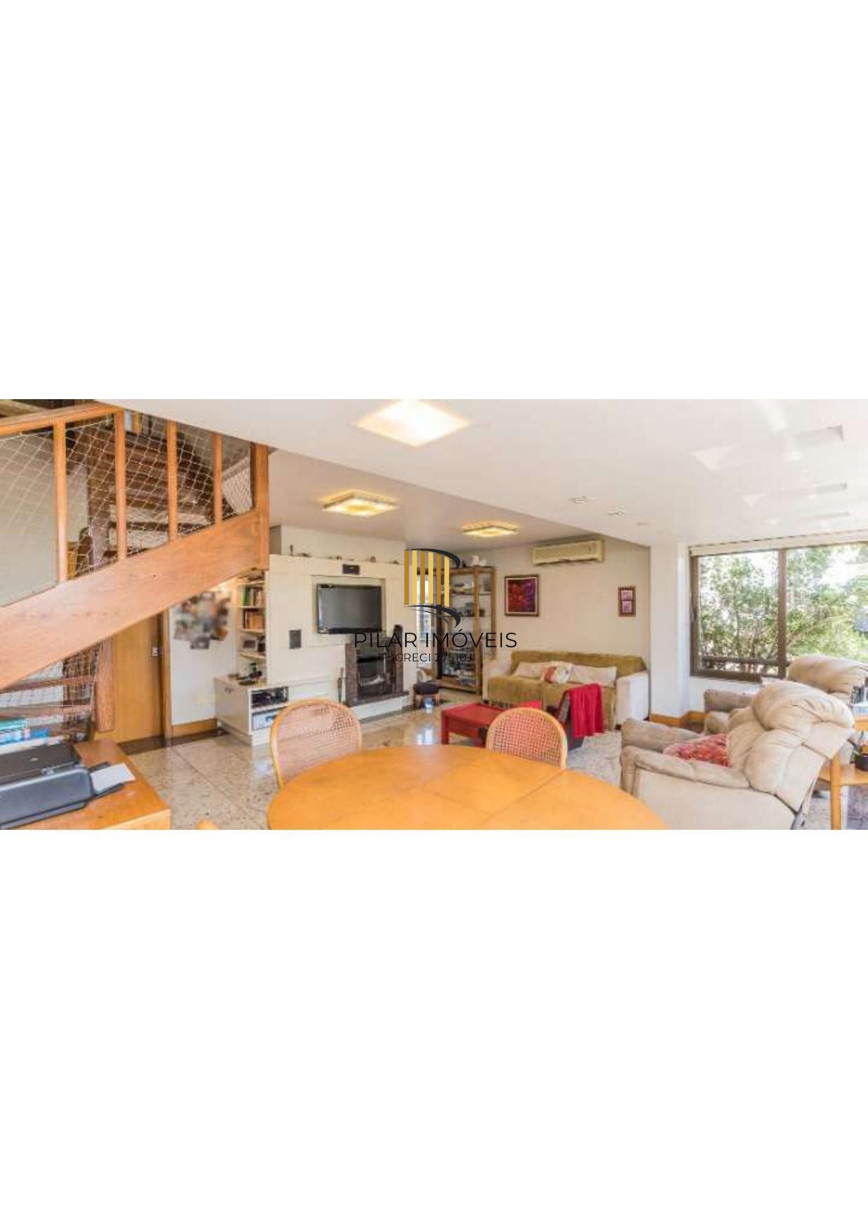 Cobertura duplex nos altos do Rio Branco.