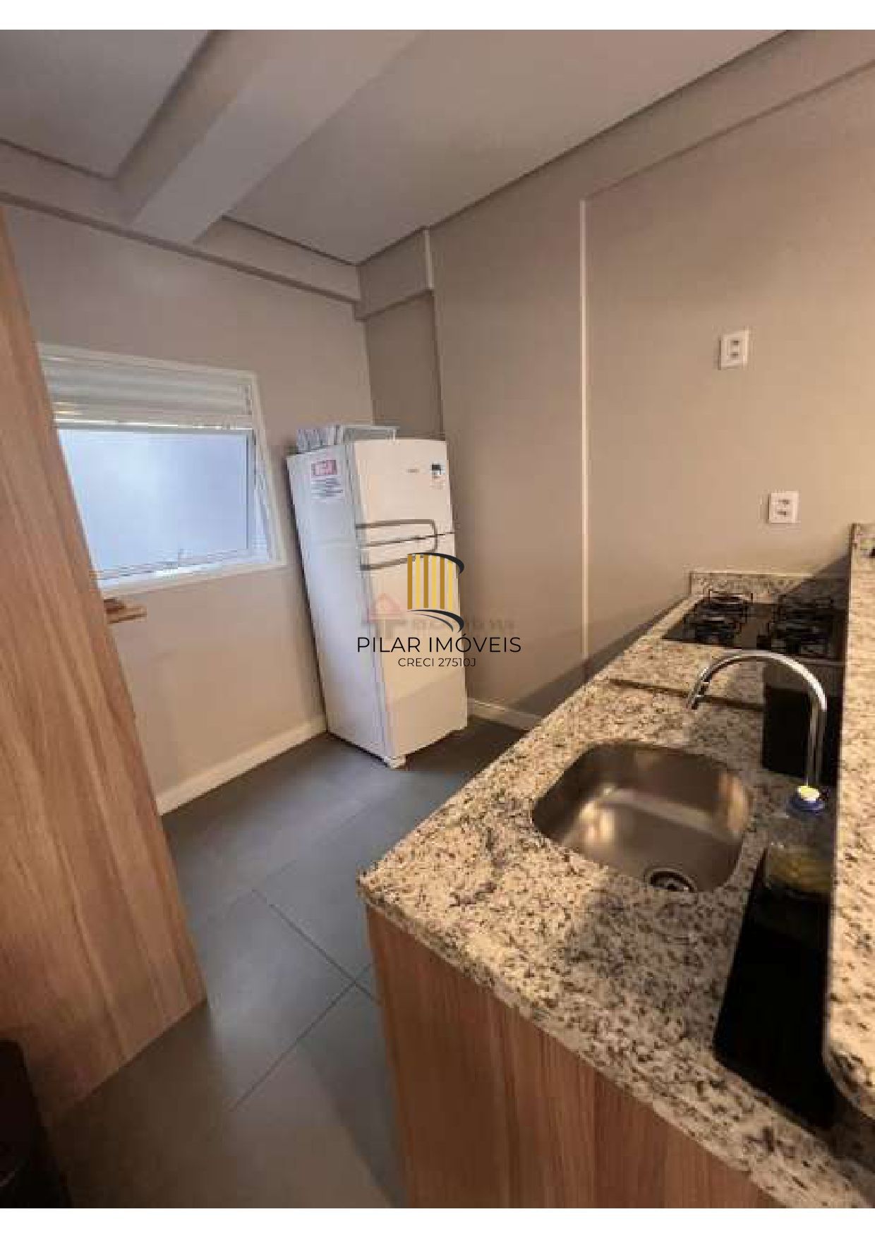 Apartamento à Venda no Bairro Floresta, Porto Alegre, RS