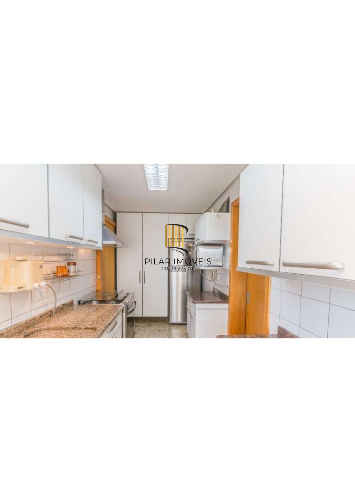 Cobertura duplex nos altos do Rio Branco.