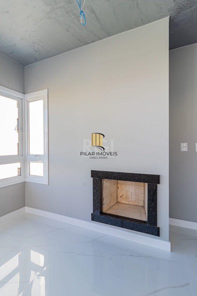 Apartamento  novo com 2 suites na avenida Bagé, bairro Petrópolis.