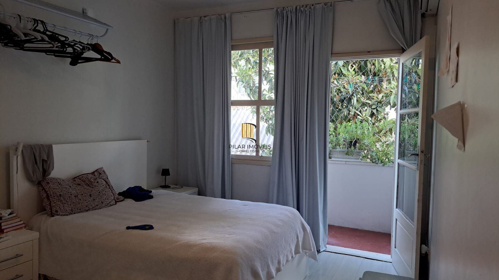 2 dormitórios com elevador e vaga escriturada no Rio Branco