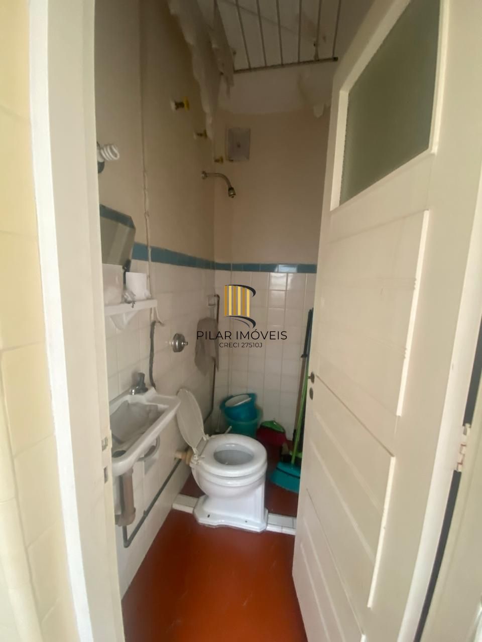 Apartamento de 3 dormitórios com 208m2 privativos em frente ao colégio Bom Conselho.