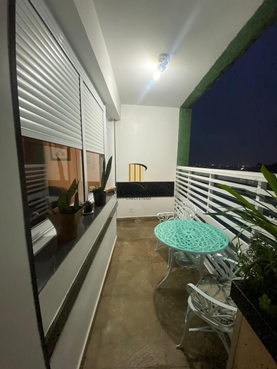 Vista cinematográfica de 180 graus. Impecável