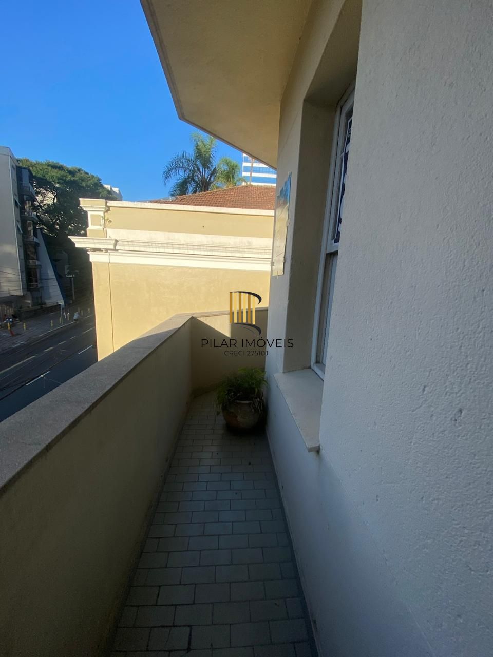 Maravilhoso e espaçoso apartamento com 163 m2 privativos com 4 dormitórios.