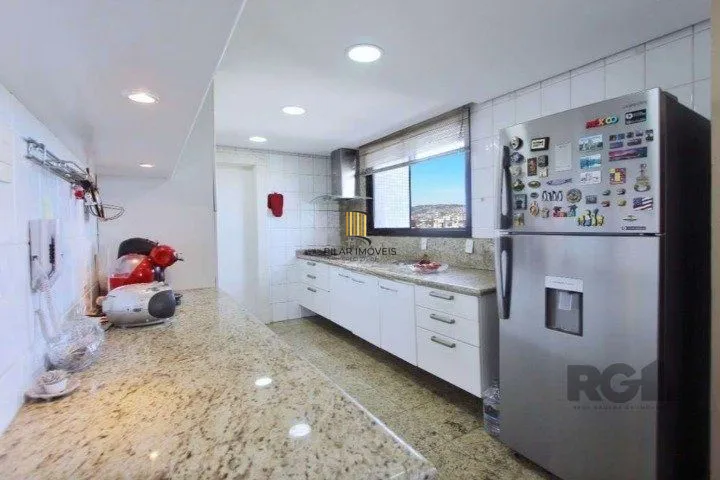 COBERTURA DUPLEX  A VENDA 4 DORMITÓRIOS (2 SUÍTES) NO BELA VISTA